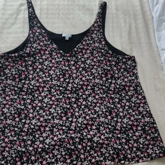 Reitmans Reversible R Essentials Cami / Blouse - Picture 1 of 10